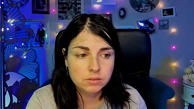 MartaEdams online show from January 2026 06:18:02 AM