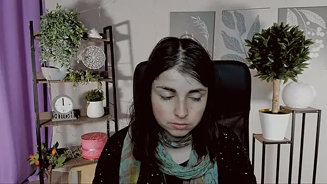 Snapshot of MartaEdams chatting on April 2026 05:55:02 AM MartaEdams online show from April 2026 05:55:02 AM