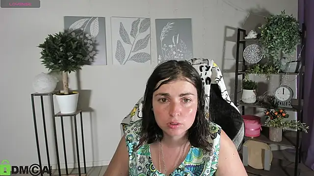 MartaEdams online show from July 2026 05:46:01 AM