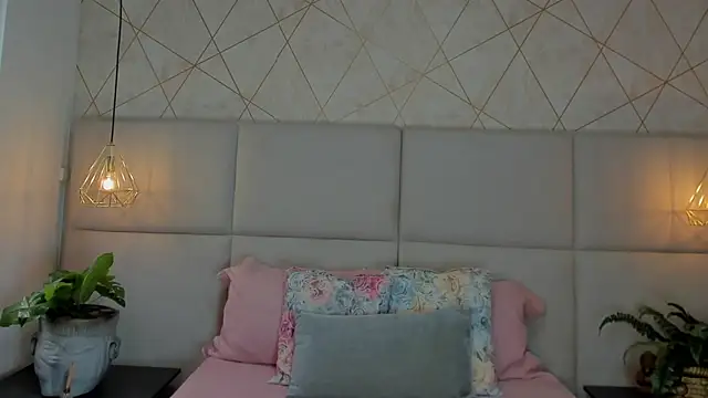 SamayRyann online show from April 2026 01:57:02 PM