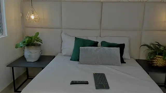 SamayRyann online show from May 2026 01:38:01 PM