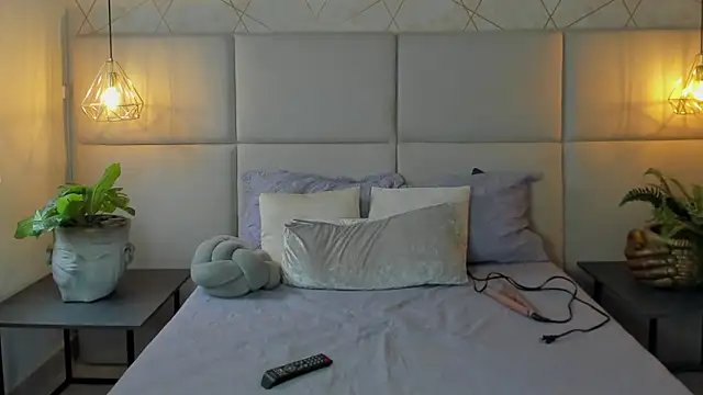 SamayRyann online show from June 2026 01:42:02 PM