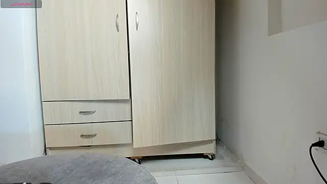 miacox 23 online show from October 2025 09:17:01 AM