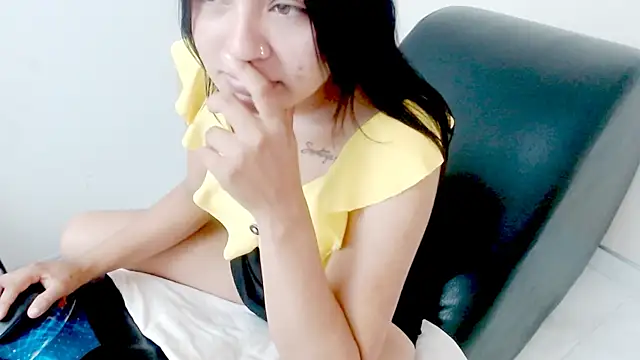 eladyrous98 online show from March 2026 05:50:02 PM