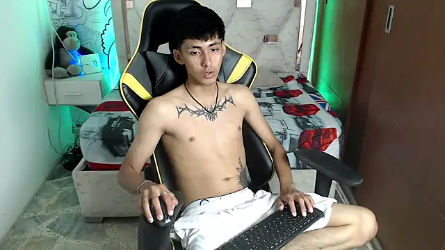 Snapshot of yiisu_ chatting on September 2025 06:19:02 PM yiisu online show from September 2025 06:19:02 PM