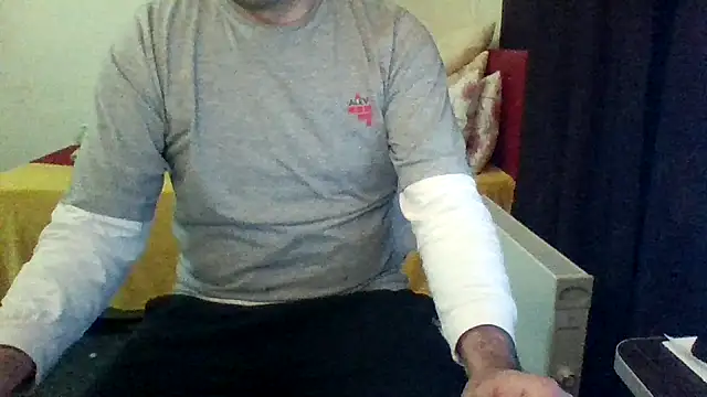 Snapshot of st206boy chatting on January 2026 10:36:02 PM st206boy online show from January 2026 10:36:02 PM