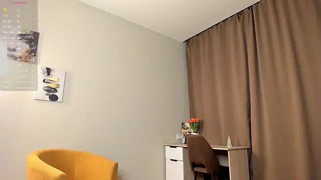 Snapshot of TaiteFairfield chatting on November 2025 06:49:01 AM TaiteFairfield online show from November 2025 06:49:01 AM