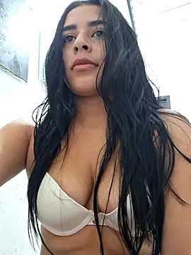 Snapshot of channell0 chatting on February 2026 05:06:02 AM channell0 online show from February 2026 05:06:02 AM