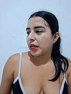 Snapshot of channell0 chatting on June 2026 05:18:01 AM channell0 online show from June 2026 05:18:01 AM