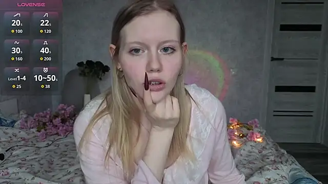 Snapshot of Wendy_228 chatting on March 2026 12:21:02 PM Wendy 228 online show from March 2026 12:21:02 PM