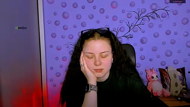 foxy tease  online show from February 2026 08:30:01 PM