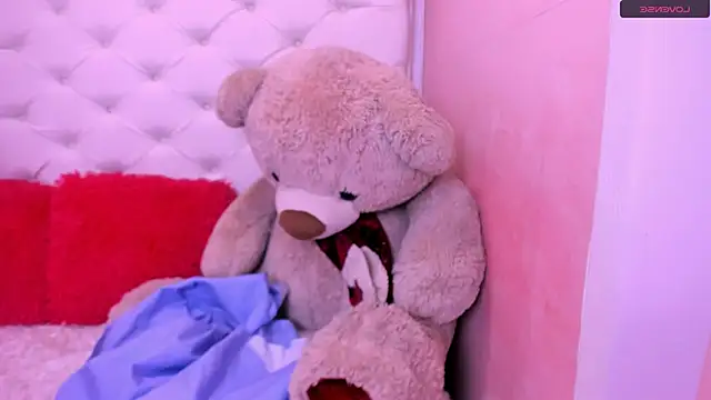 Snapshot of eimy_skinny_ chatting on April 2026 01:27:02 PM eimy skinny online show from April 2026 01:27:02 PM