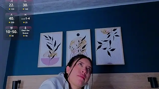 SarahMiler  online show from October 2025 11:43:02 AM