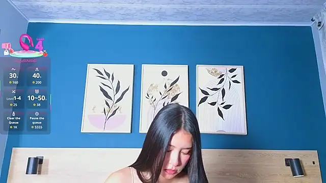 SarahMiler  online show from November 2025 07:47:02 PM