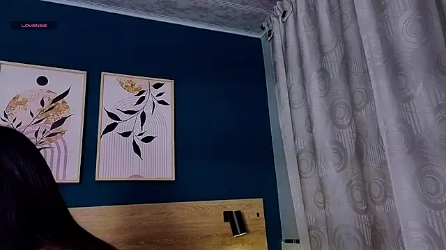 SarahMiler  online show from November 2025 07:50:02 PM