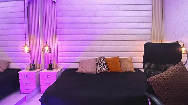 VictoriaaBlair online show from May 2026 07:19:01 PM