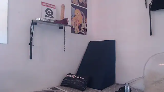 Sofia May online show from September 2025 04:32:01 PM