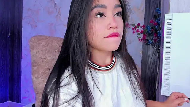 Snapshot of Eva_cutte chatting on November 2025 04:00:01 PM Eva cutte online show from November 2025 04:00:01 PM