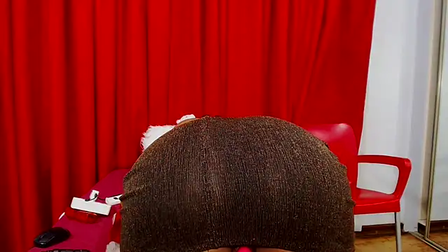 SexyBustyBoobs online show from November 2025 03:55:01 PM