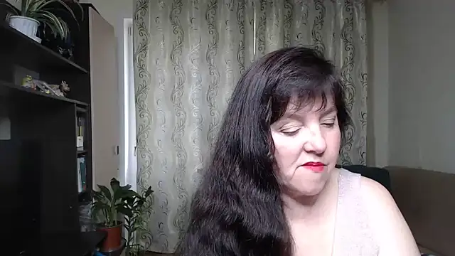 Snapshot of Illusionq chatting on June 2026 10:30:01 AM Illusionq online show from June 2026 10:30:01 AM