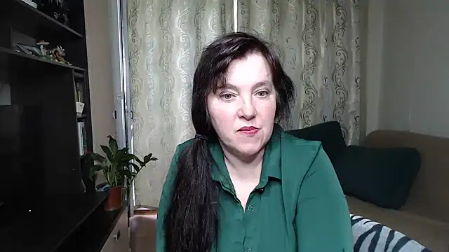 Snapshot of Illusionq chatting on June 2026 10:28:02 AM Illusionq online show from June 2026 10:28:02 AM