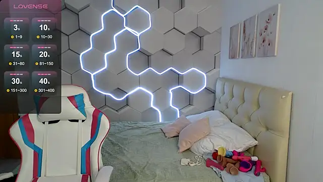aliicemeow online show from June 2026 02:53:01 AM