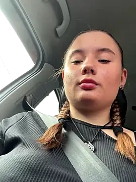 Snapshot of StephanieMur chatting on September 2025 05:10:02 AM StephanieMur online show from September 2025 05:10:02 AM