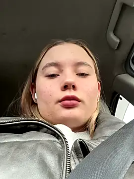 StephanieMur online show from November 2025 04:44:02 AM