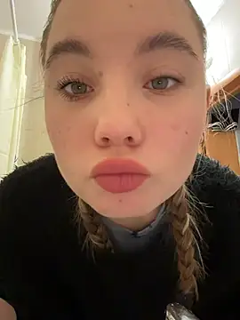 StephanieMur online show from November 2025 04:01:02 AM