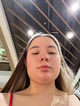 StephanieMur online show from February 2026 05:00:01 AM