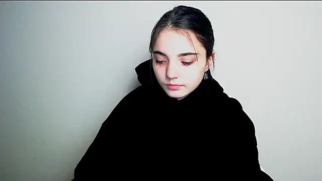 Snapshot of Sun_Shine__ chatting on November 2025 03:50:01 AM Sun Shine online show from November 2025 03:50:01 AM