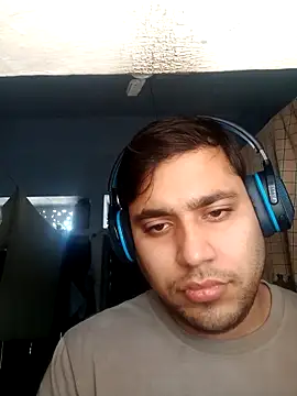 Desirock001 online show from February 2026 07:56:01 AM