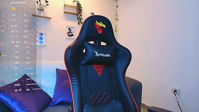 Snapshot of ViolethRosse chatting on March 2026 01:23:02 AM ViolethRosse online show from March 2026 01:23:02 AM