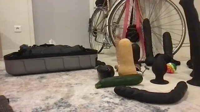 Snapshot of Zaak91190 chatting on November 2025 08:42:02 PM Zaak91190 online show from November 2025 08:42:02 PM