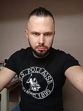 Snapshot of Barber33zk chatting on December 2025 05:08:02 PM Barber33zk online show from December 2025 05:08:02 PM