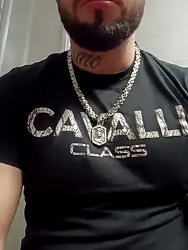 Snapshot of Barber33zk chatting on December 2025 05:47:01 AM Barber33zk online show from December 2025 05:47:01 AM