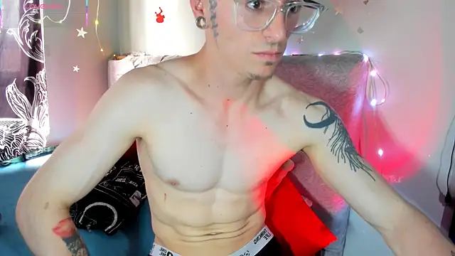 puepleholly online show from March 2026 08:30:01 PM