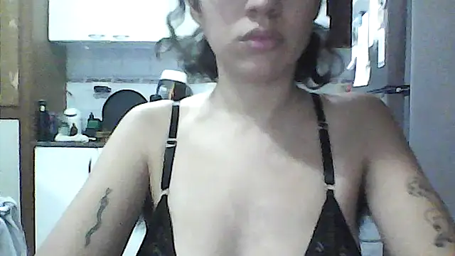 Snapshot of loliporomero chatting on April 2026 06:49:02 PM loliporomero online show from April 2026 06:49:02 PM