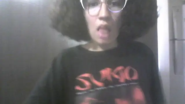 Snapshot of loliporomero chatting on April 2026 11:44:01 PM loliporomero online show from April 2026 11:44:01 PM