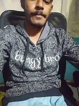 Snapshot of Najmulhaqe66 chatting on November 2025 05:26:01 PM Najmulhaqe66 online show from November 2025 05:26:01 PM