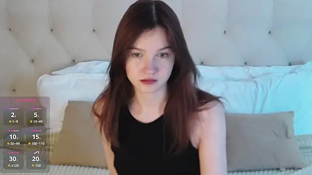 Snapshot of MichelleRoux chatting on November 2025 12:16:01 PM MichelleRoux online show from November 2025 12:16:01 PM