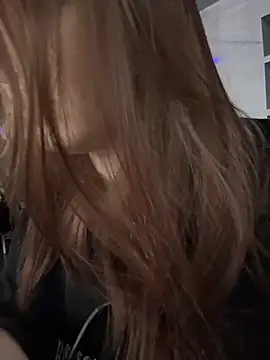 Snapshot of MichelleRoux chatting on December 2025 11:15:02 AM MichelleRoux online show from December 2025 11:15:02 AM