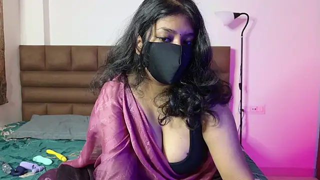 Gulaboo100 online show from September 2025 06:19:02 AM