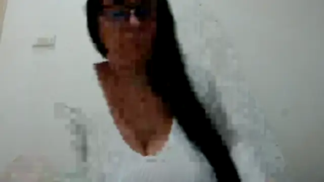 Snapshot of jollene chatting on October 2025 12:28:02 PM jollene online show from October 2025 12:28:02 PM