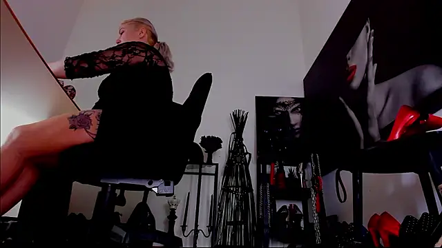 demisweet online show from February 2026 02:21:02 AM