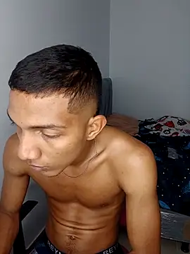 miguelmarcus online show from April 2026 08:31:01 PM