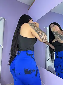 Snapshot of CrisMarulanda chatting on March 2026 08:20:02 PM CrisMarulanda online show from March 2026 08:20:02 PM