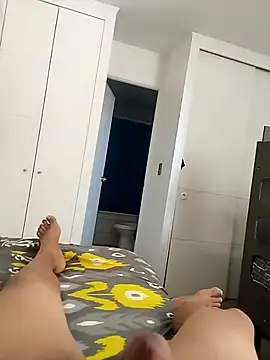 Snapshot of XRonny6 chatting on April 2026 04:15:02 PM XRonny6 online show from April 2026 04:15:02 PM