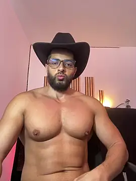 magnumchris online show from June 2026 07:49:01 PM