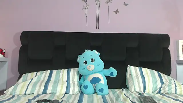 KendallWings online show from October 2025 08:33:01 AM